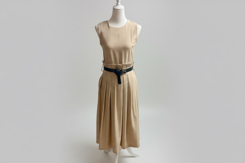 Kleid mit Faltenbund, Faltenrock & Gürtel