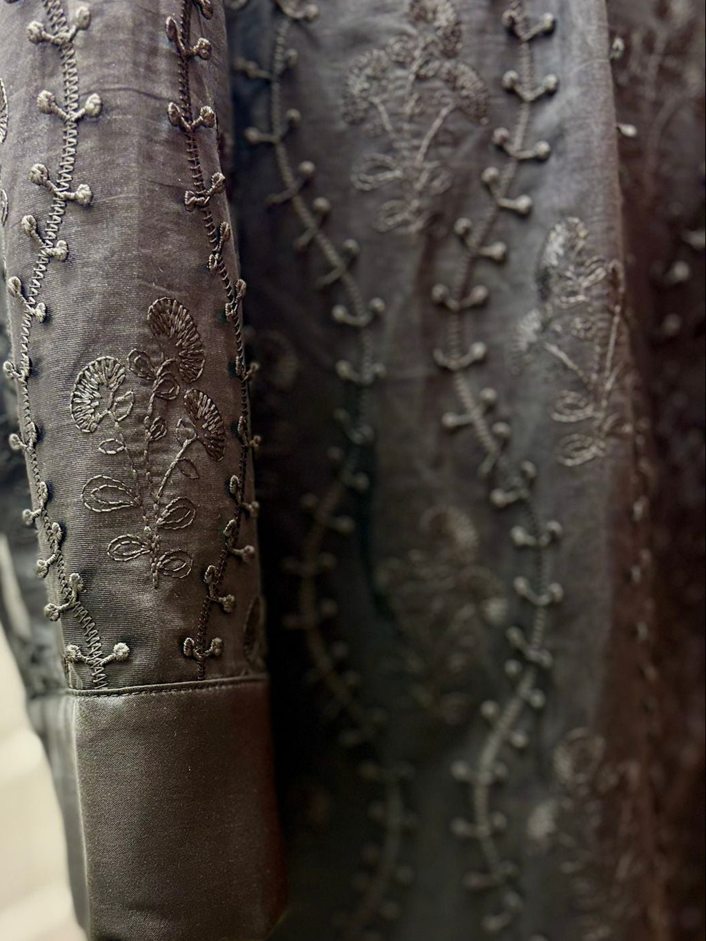 Kleid mit Knopfleiste & Unterkleid